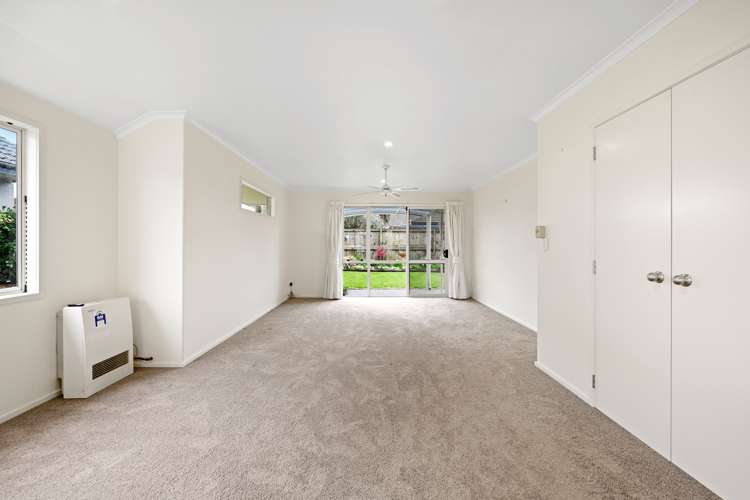 24/16 Rototuna Road Flagstaff_12