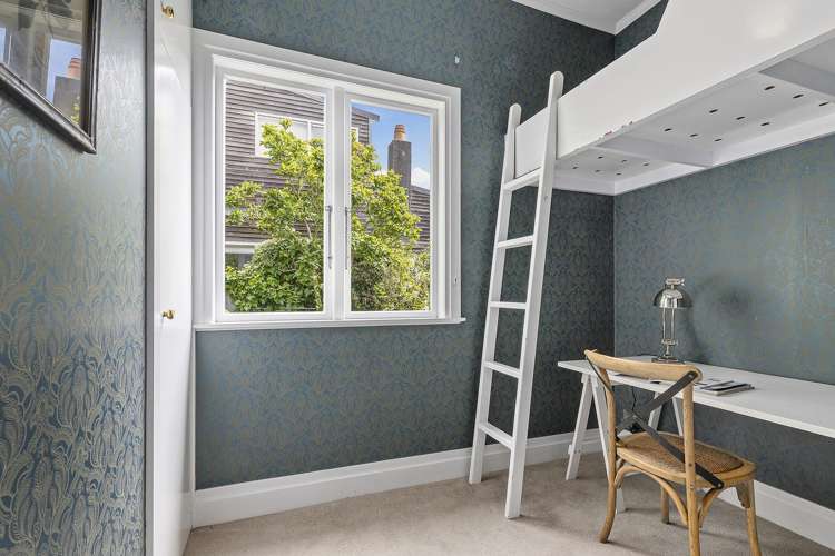 4A & 4B Whitianga View Paremata_20