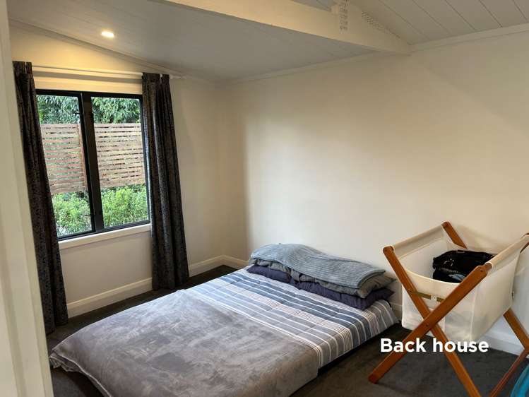 297 Dey Street Hamilton East_20