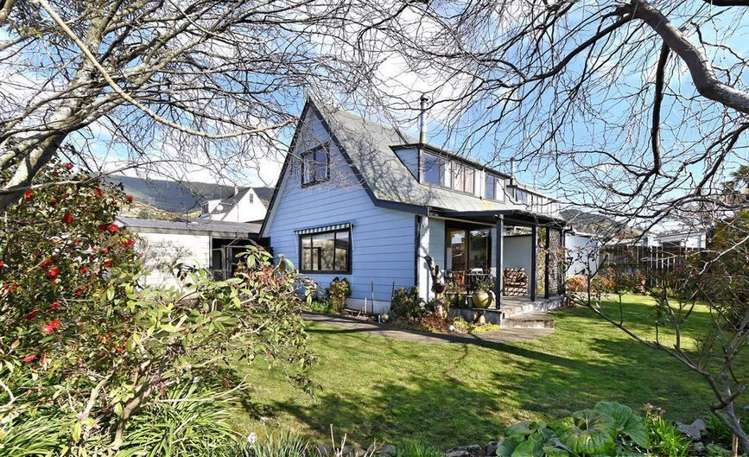 1b Selbourne Avenue Richmond_1