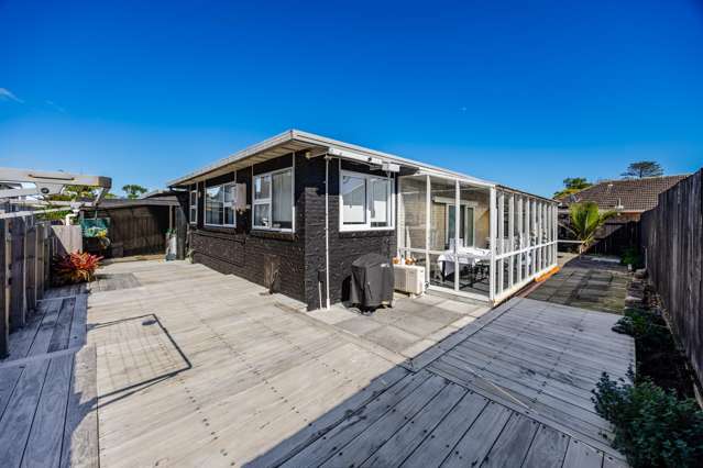 1/132 Onewa Road Northcote_4
