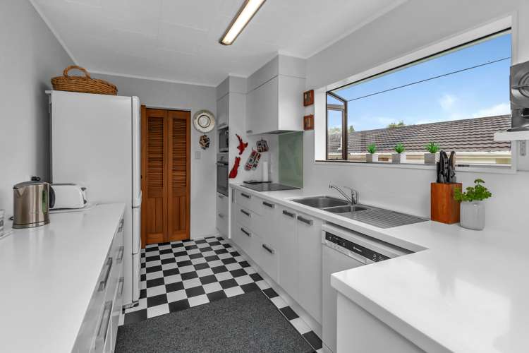 52 Eureka Place Parahaki_5