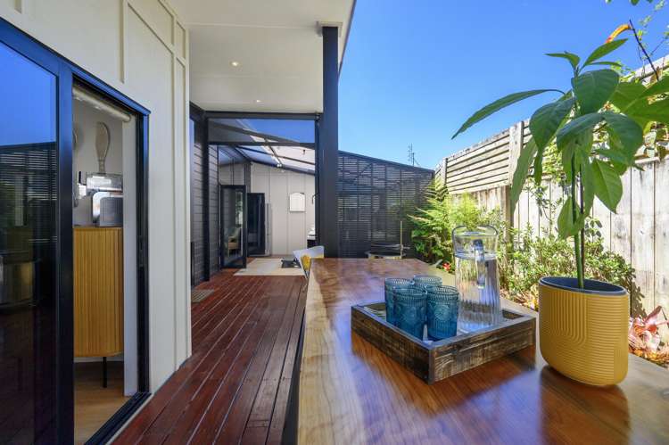 2 Benmore Crescent Pyes Pa_12