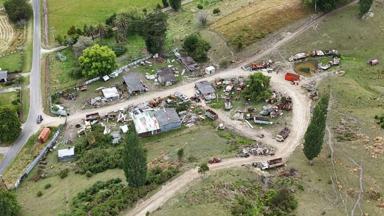 237 Waireka Road Papaiti_4