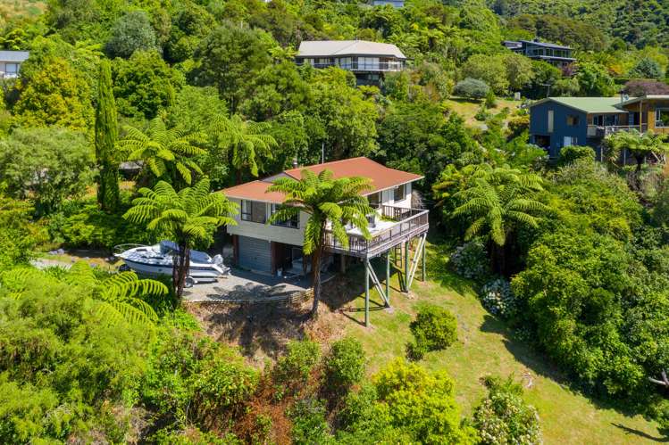 20 Tirimoana Terrace Anakiwa and Surrounds_20