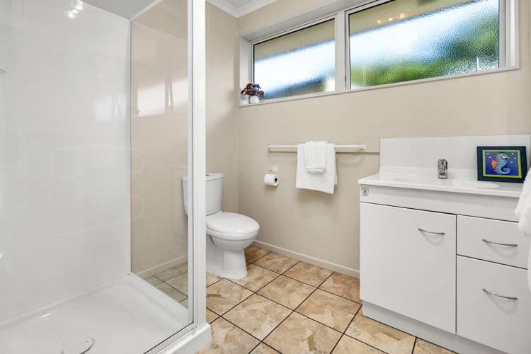 3 Avening Close Blenheim Central_19