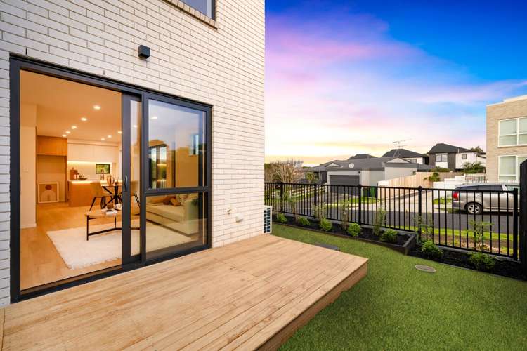 3A, 3B and 3D Towra Place Botany Downs_31