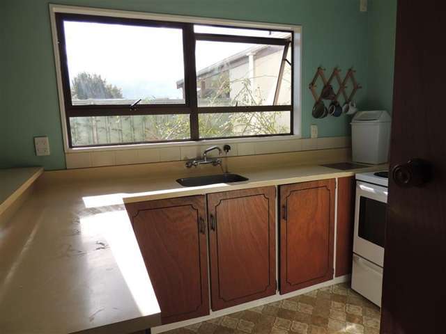 2/12 Lannie Place Greenmeadows_3