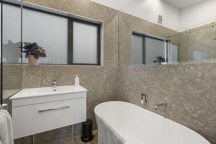 16d Howard Hunter Avenue Saint Johns_14