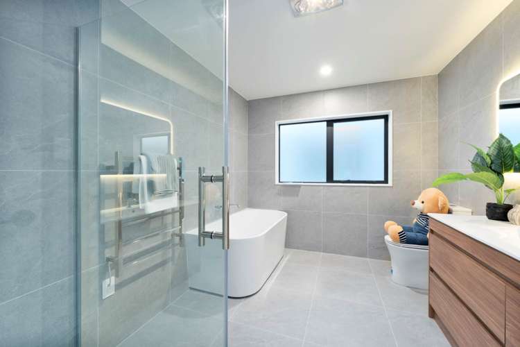 5A,5B,5C Patrice Place Massey_18