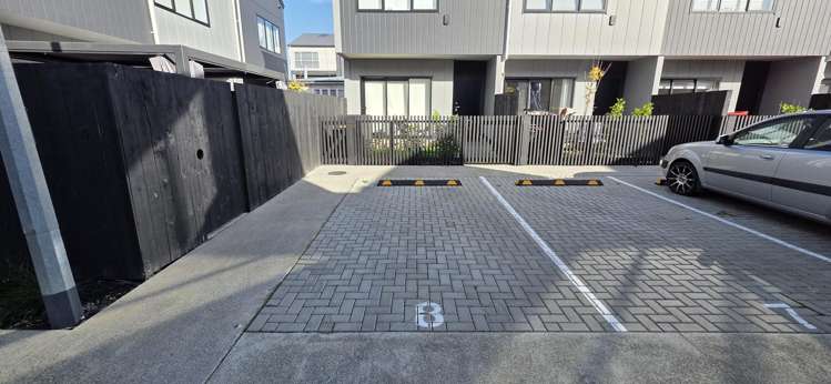 1/1 Holland Avenue Point England_31