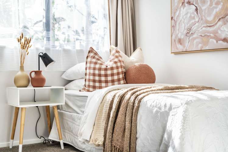 29b Holiday Road Stanmore Bay_16