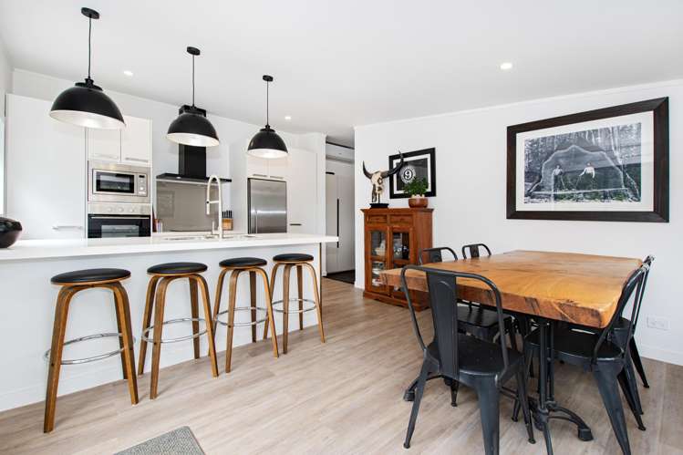 81 Mackesy Road Parahaki_3