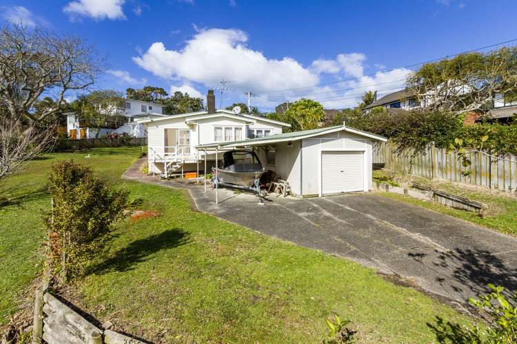 883 Beach Road Waiake_5