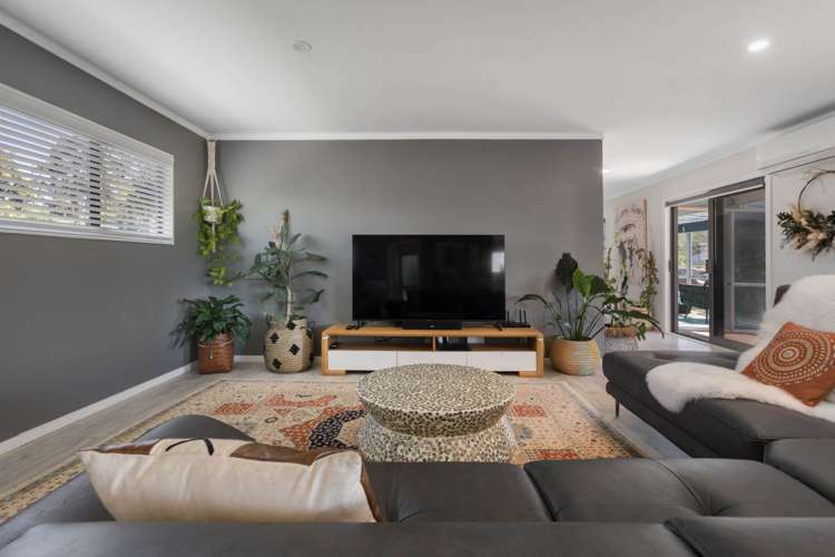 10 Hillview Road Waihi Beach_17