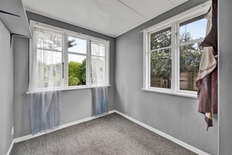 16 Battiscombe Terrace Waitara_7