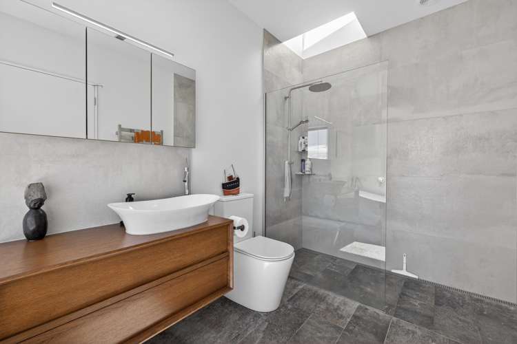 18 Doris Faigan Lane Charteris Bay_27