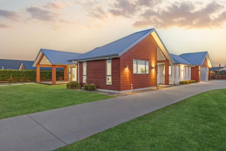 62 Alan Livingston Drive_3