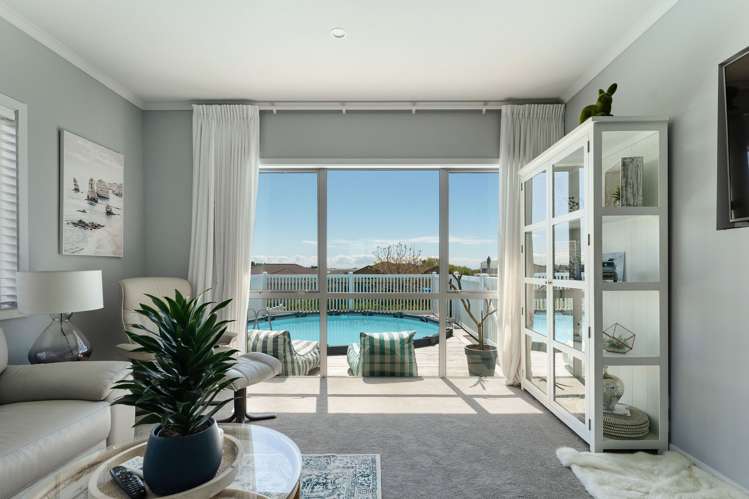 165 Rowesdale Drive_2