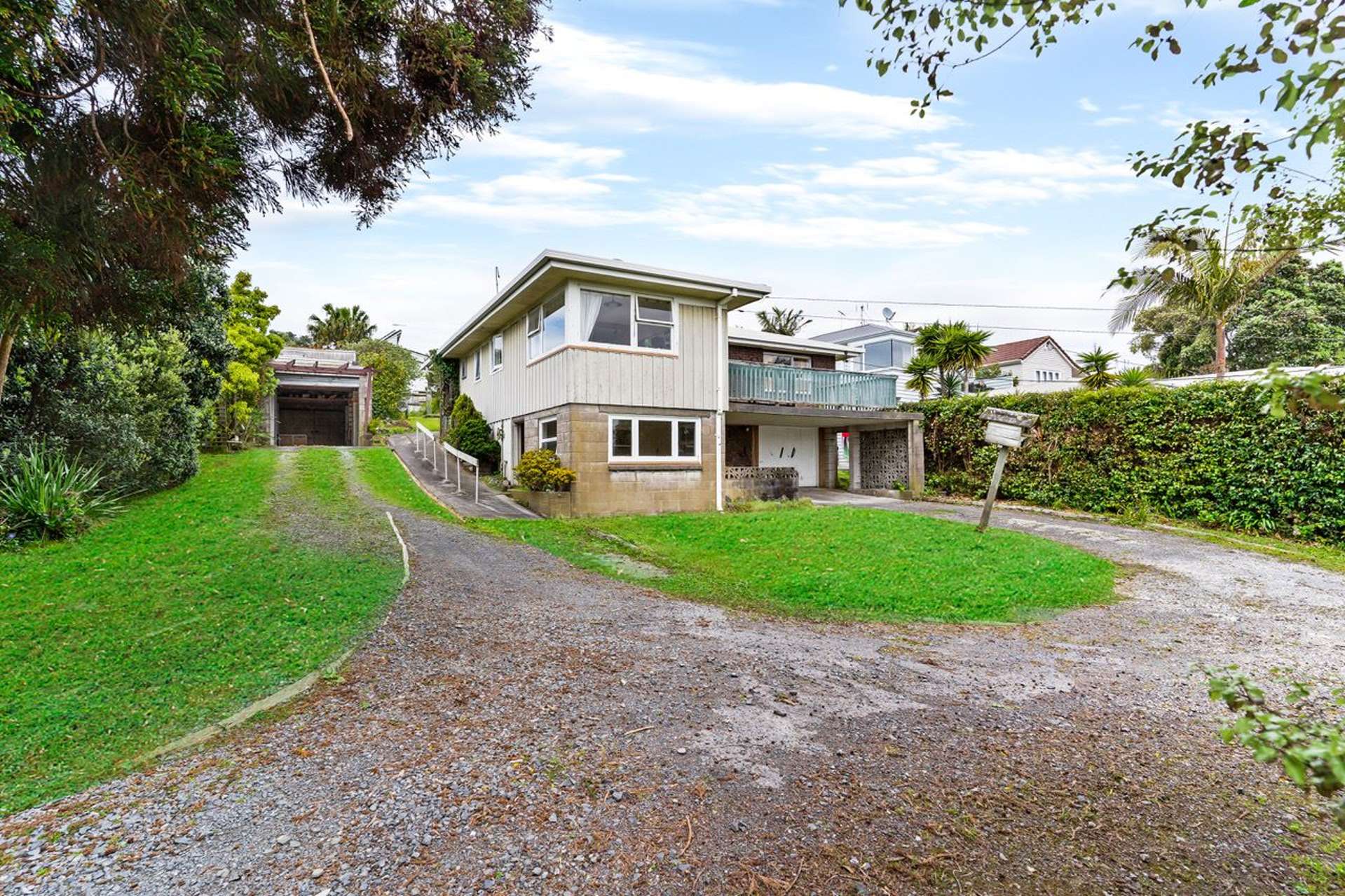 582 Beach Road Rothesay Bay_0