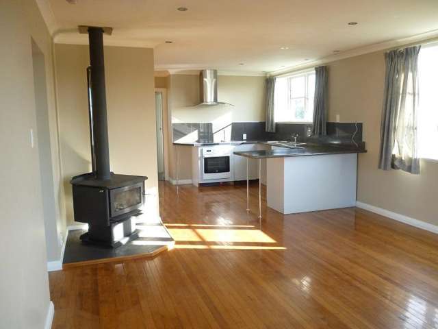 64 Avenue Road 1206_2