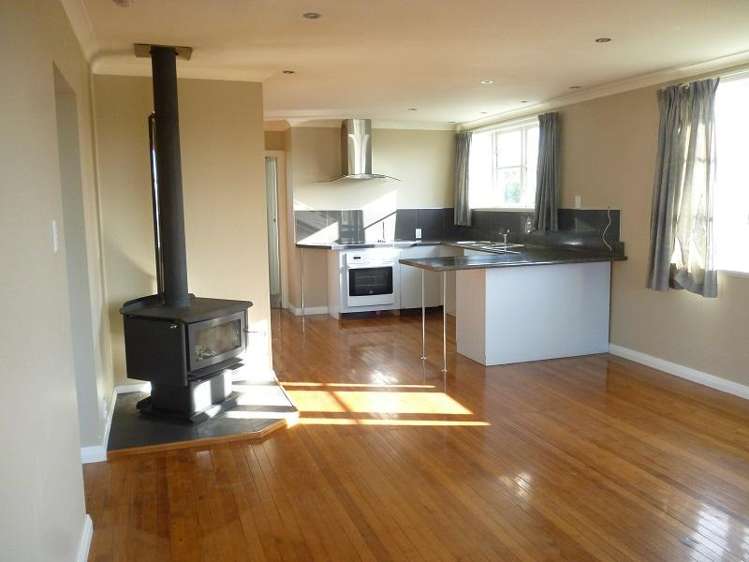 64 Avenue Road 1206_2