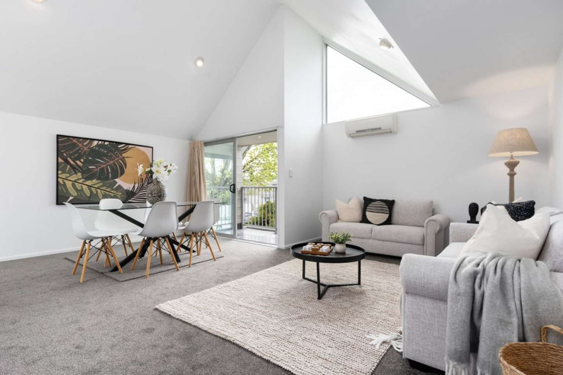 1/1010 Colombo Street Saint Albans_0