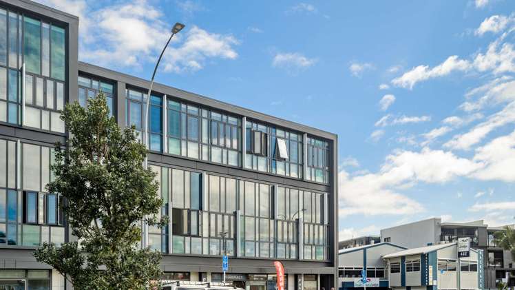 20/436 Maunganui Road_0