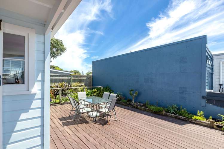 18 Morley Street New Plymouth Central_21