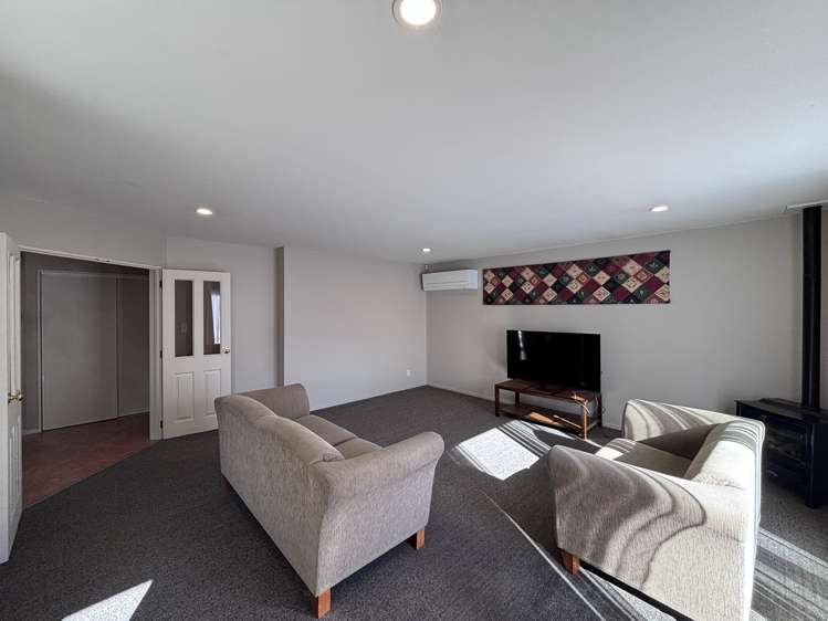 13a Charlesworth Street Woolston_5