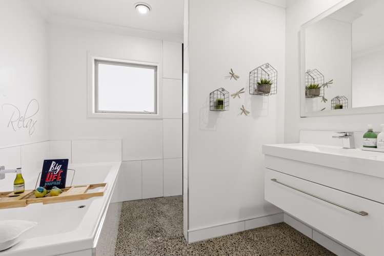 110 Lisland Drive Kinloch_18