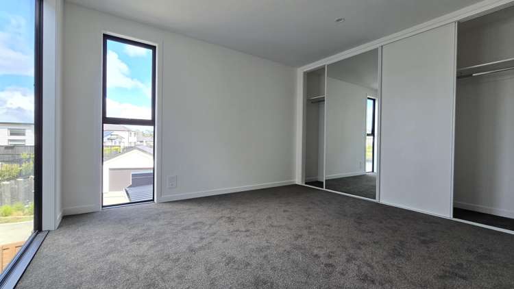 7/36 Henry Tayler Rise Milldale_5