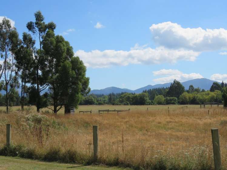 19 Station Road Loburn_20