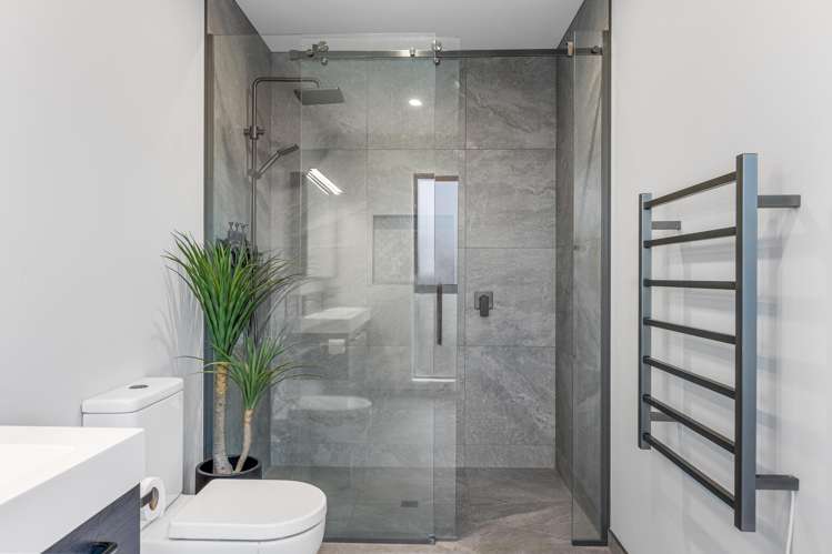 8 Southdown Place Kirwee_19
