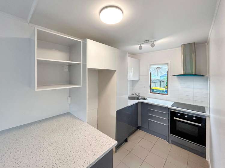  2/773 Beach Road Browns Bay_6