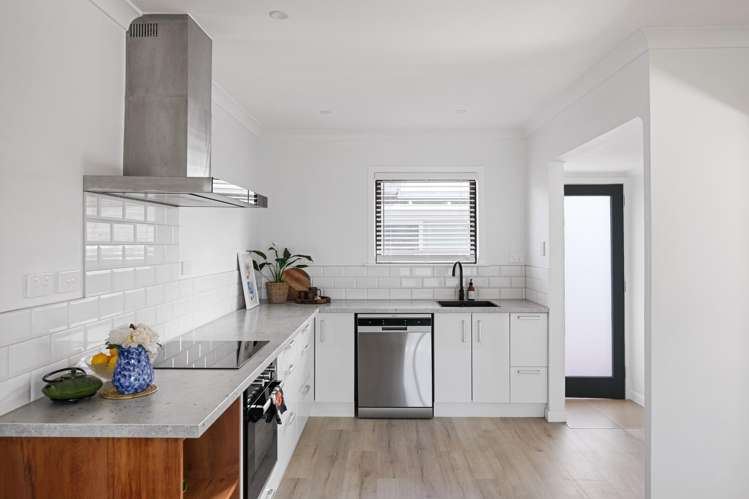 1/79 Chalmers Road_5