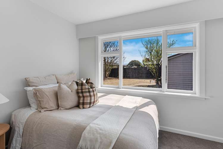 25 Bournemouth Crescent Wainoni_8