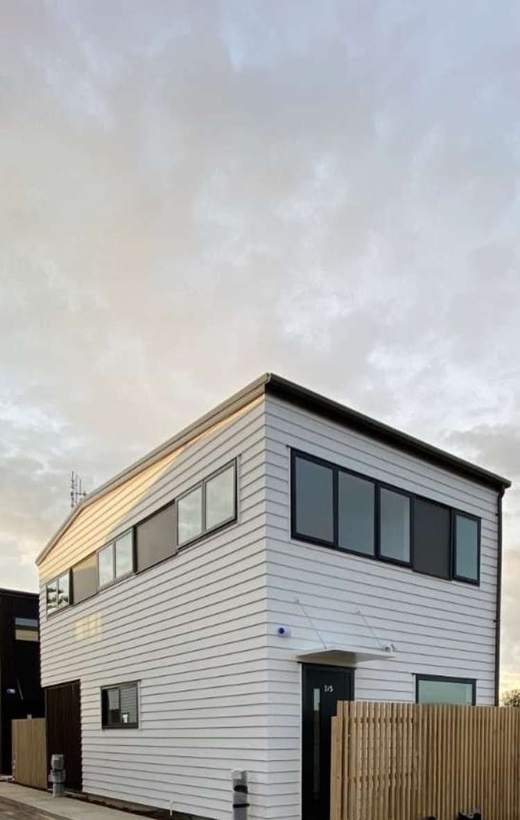 2/5 Brandon Road Glen Eden_1