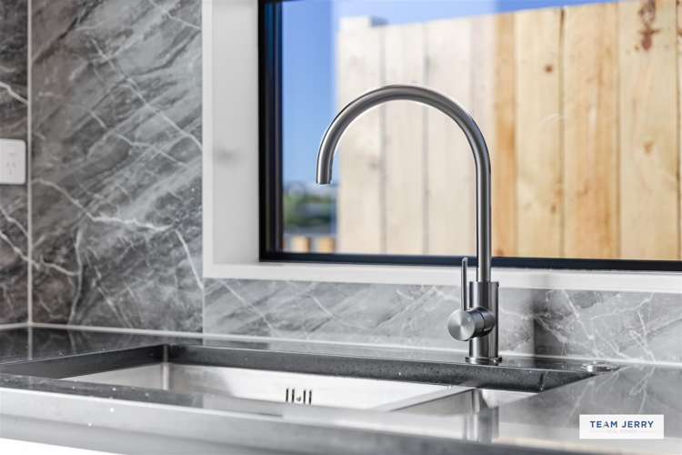 162 Kerepi Street Westgate_24