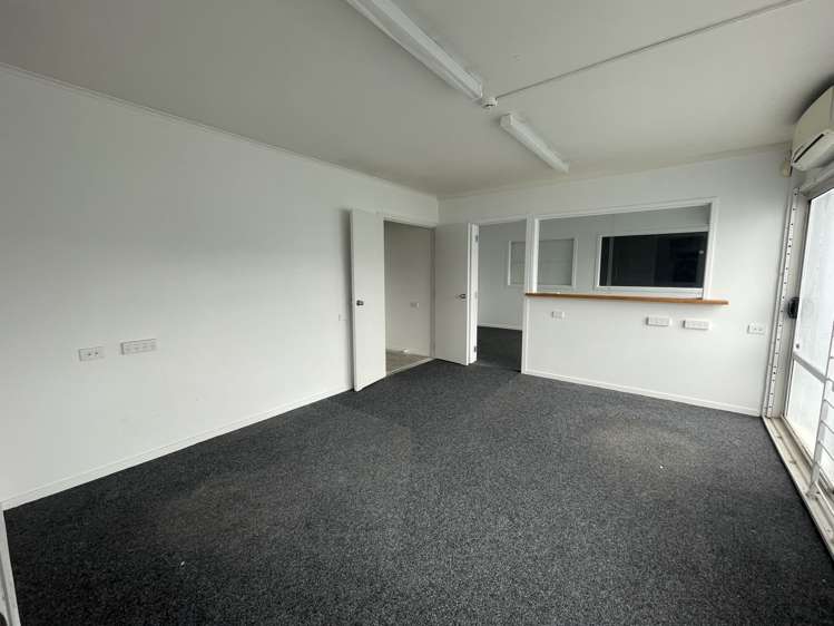 247 Archers Road Wairau Valley_6