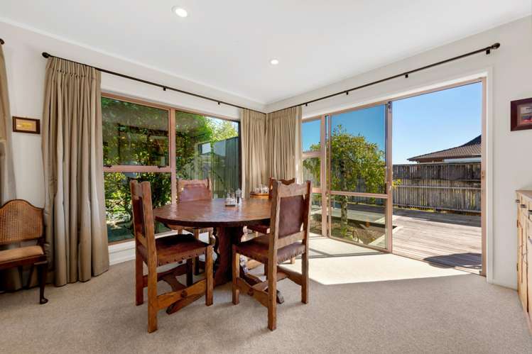 6 Fielding Crescent Farm Cove_10