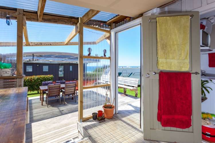 105 Titiro Place Onemana_10