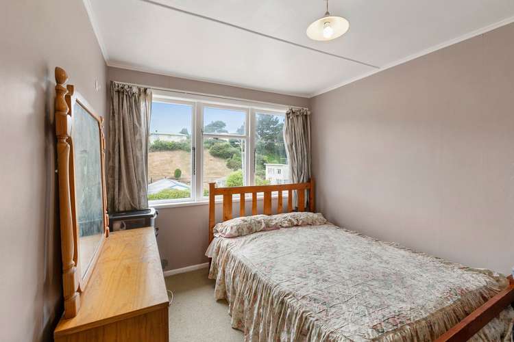 24 Thompson Grove Porirua East_5