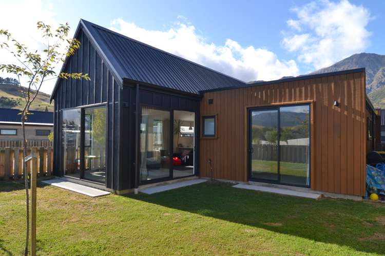 15 Dewar Street Dalefield/Wakatipu Basin_13