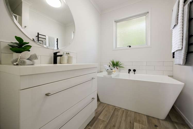 13 Edith Place Dinsdale_11