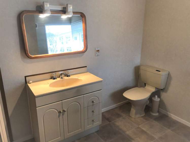 2/15a Armadale Road Remuera_16