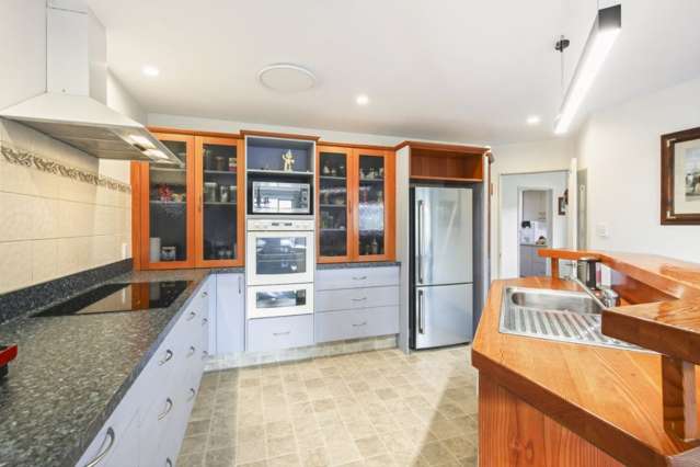 587 Upper Sefton Road Sefton_1