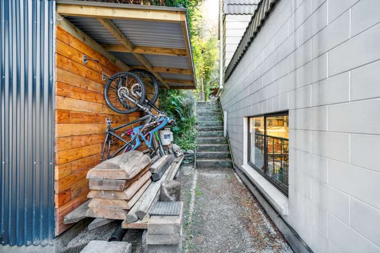 6b Williams Street Fernhill/Sunshine Bay_13