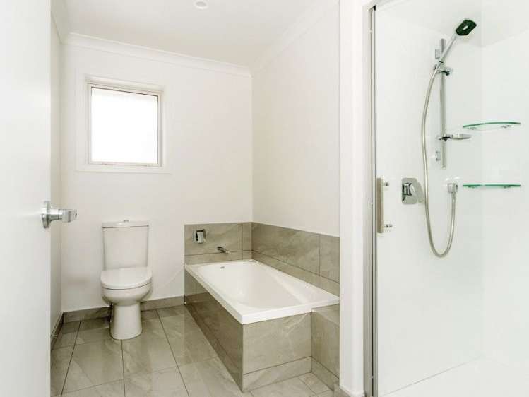 2 Fortis Place Lytton West_15