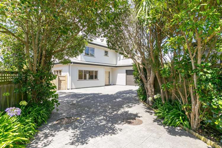 23 Chippenham Grove Churton Park_25